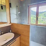 Appartement Rochebrune- Superbe De 80 M2 Offrant Un Cadre élégant- 8 Personnes *