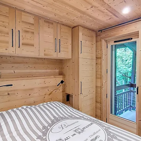 Rochebrune- Superbe De 80 M2 Offrant Un Cadre Elegant- 8 Personnes *