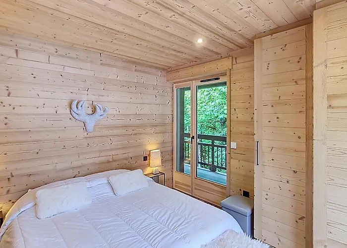 شقة Rochebrune- Superbe De 80 M2 Offrant Un Cadre Elegant- 8 Personnes