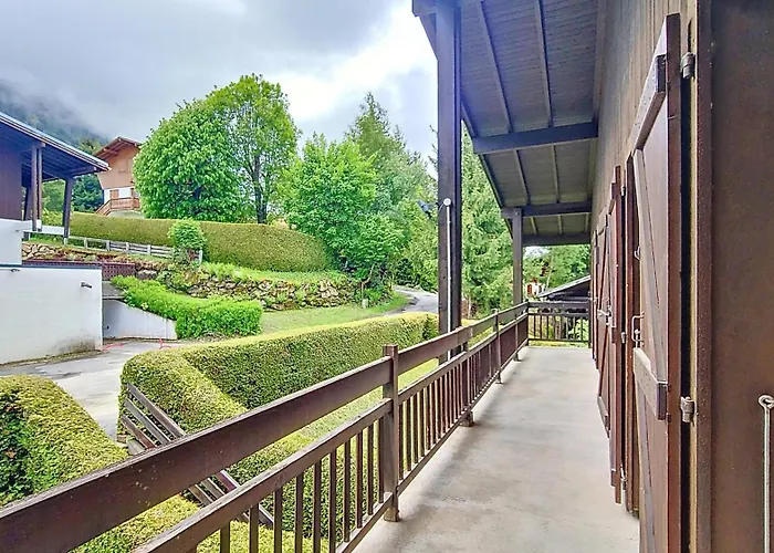 Rochebrune- Superbe De 80 M2 Offrant Un Cadre Elegant- 8 Personnes * موجوف